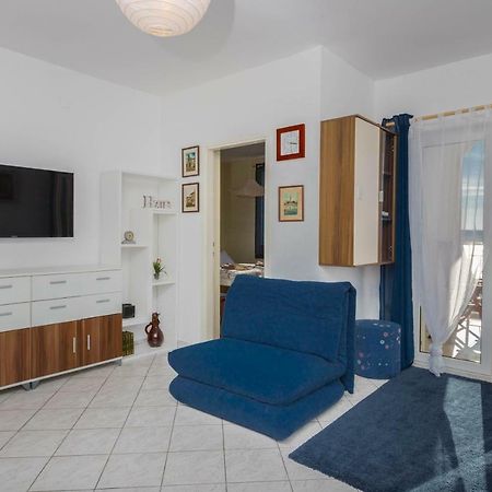 Apartmani Adria Lila Crikvenica ドラマリ エクステリア 写真