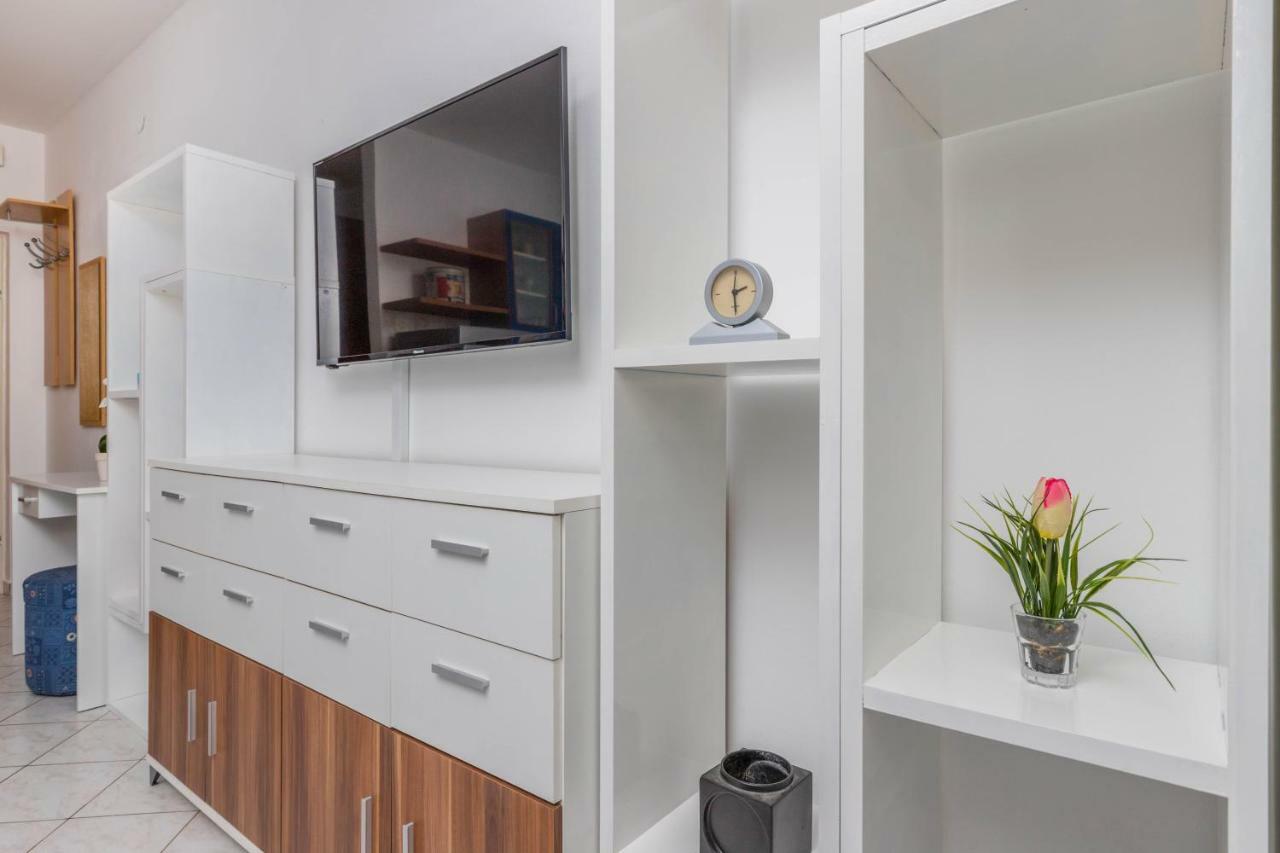 Apartmani Adria Lila Crikvenica ドラマリ エクステリア 写真